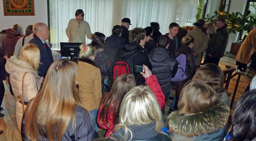 zur Prsidentenwahl in der Auenstelle der ukrainischen Botschaft in Bonn