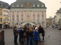 rathaus-bonn135_small.jpg (149665 Byte)